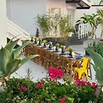 Boutique - O House Hills