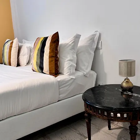 Boutique - O House Hills אריסרייה