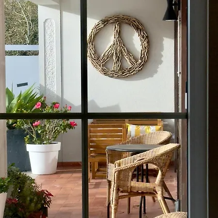 לינה וארוחת בוקר Boutique - O House Hills
