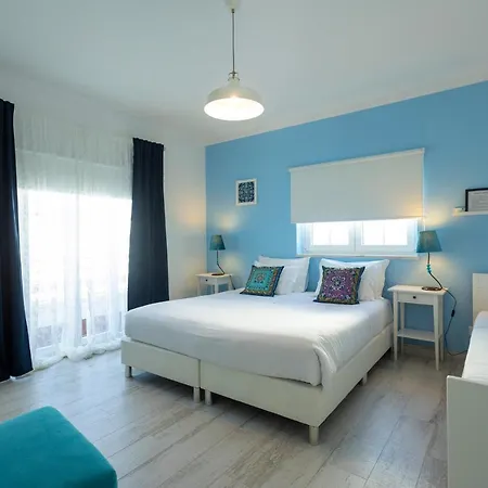 Bed & Breakfast Boutique - O House Hills