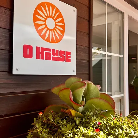 Bed & Breakfast Boutique - O House Hills 4*