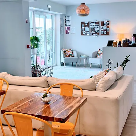 Bed & Breakfast Boutique - O House Hills 4*