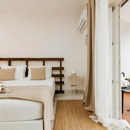 Boutique - O House Hills Bed & Breakfast 4*