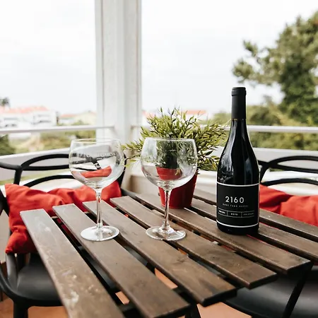 Bed & Breakfast Boutique - O House Hills 4*