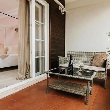 Bed and breakfast Boutique - O House Hills *