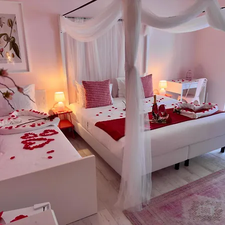 Boutique - O House Hills 4*