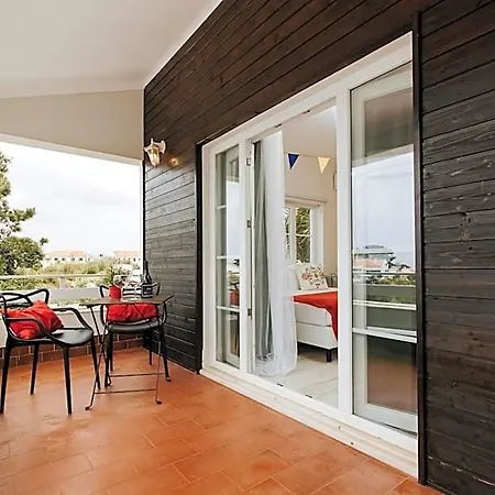 Bed & Breakfast Boutique - O House Hills 4*