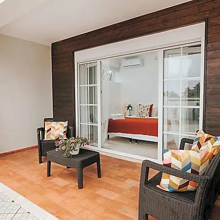 Boutique - O House Hills Bed & Breakfast 4*