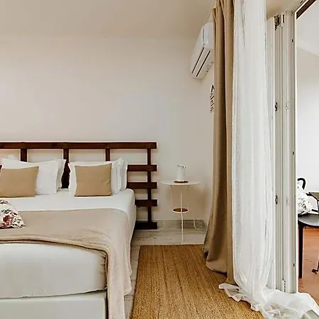 Bed & Breakfast Boutique - O House Hills