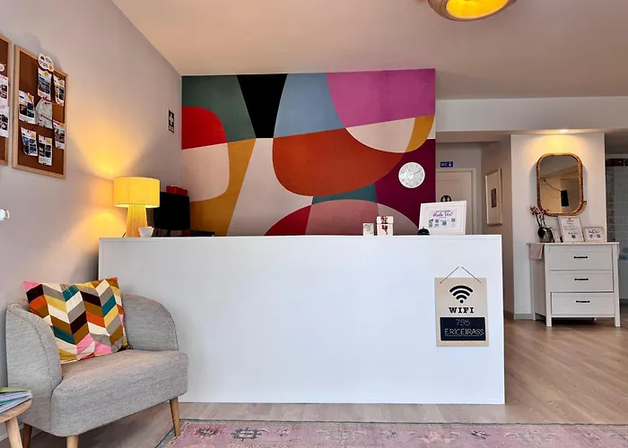 לינה וארוחת בוקר Boutique - O House Hills 4*